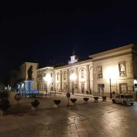 Bed And Breakfast In Piazza Orazio Venosa Exterior photo